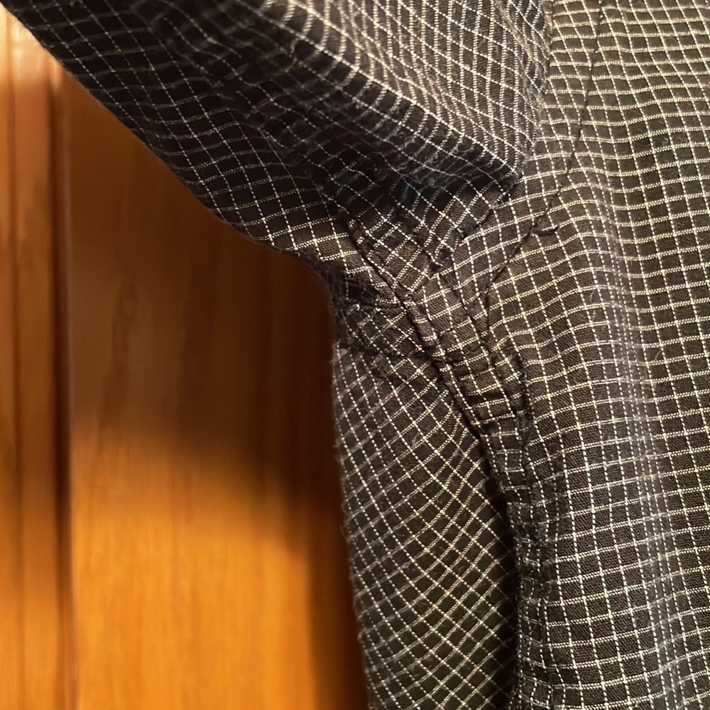 University of Wisconsin Badgers Plaid Check LS pocket work business shirt small - Picture 6 of 9